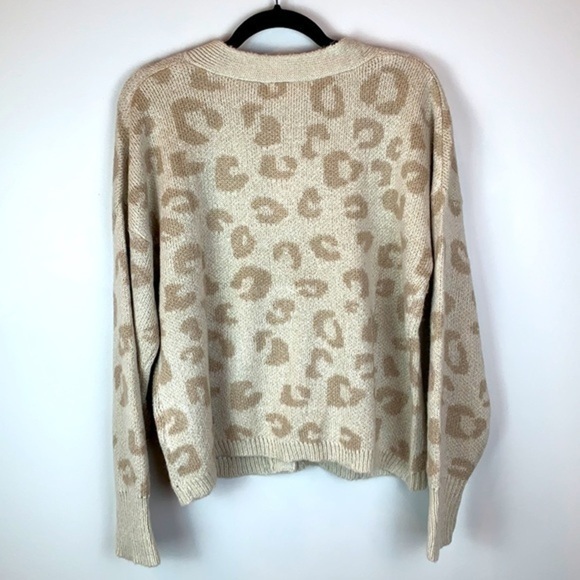 C&C California Animal Print Button Front Cardigan NWT - Picture 3 of 8